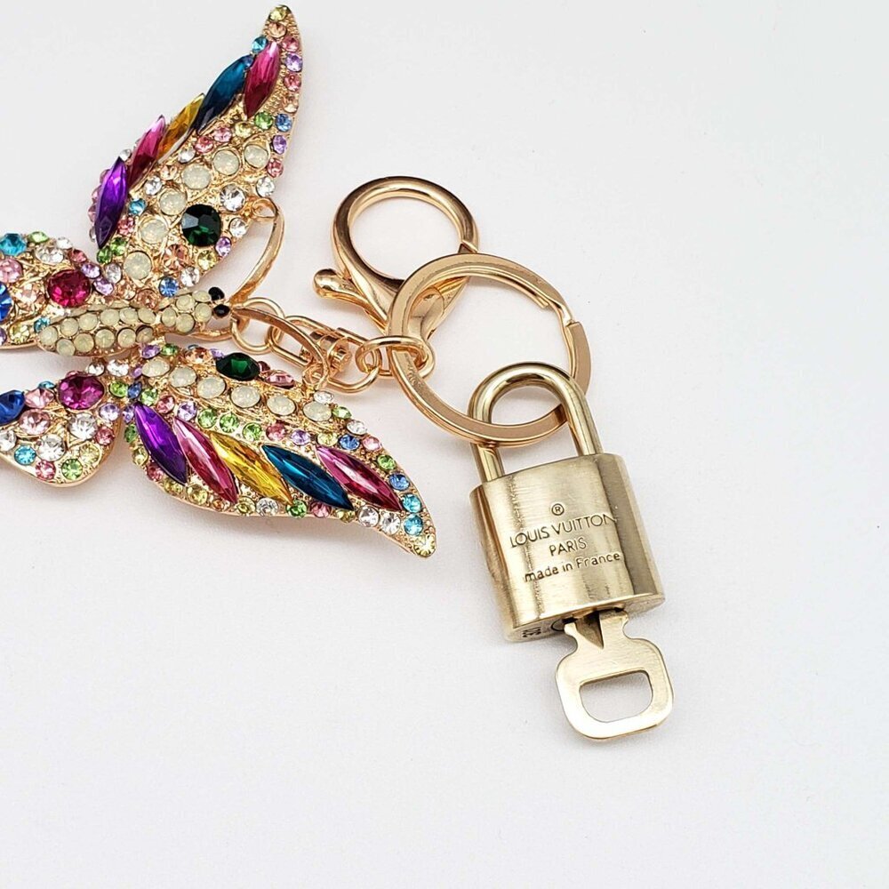 LV Gold Padlock & Key 🔒 Authentic Louis Vuitton Bag Unbranded Butterfly Charm - Picture 7 of 7